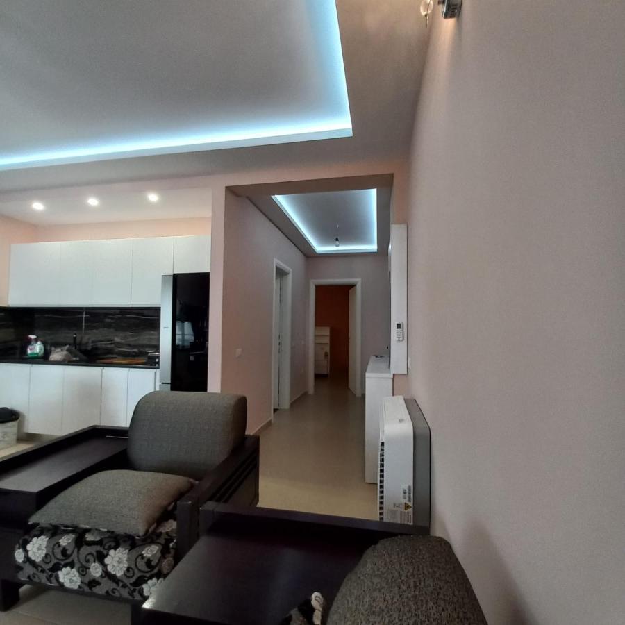 Lungo Mare & Luxury Apartments Вльора Екстер'єр фото