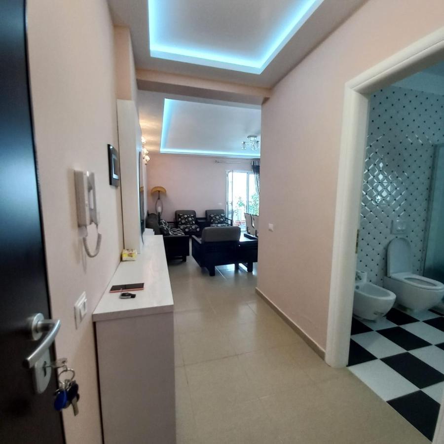 Lungo Mare & Luxury Apartments Вльора Екстер'єр фото